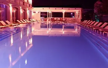 Guverte Butik 2* Çeşme